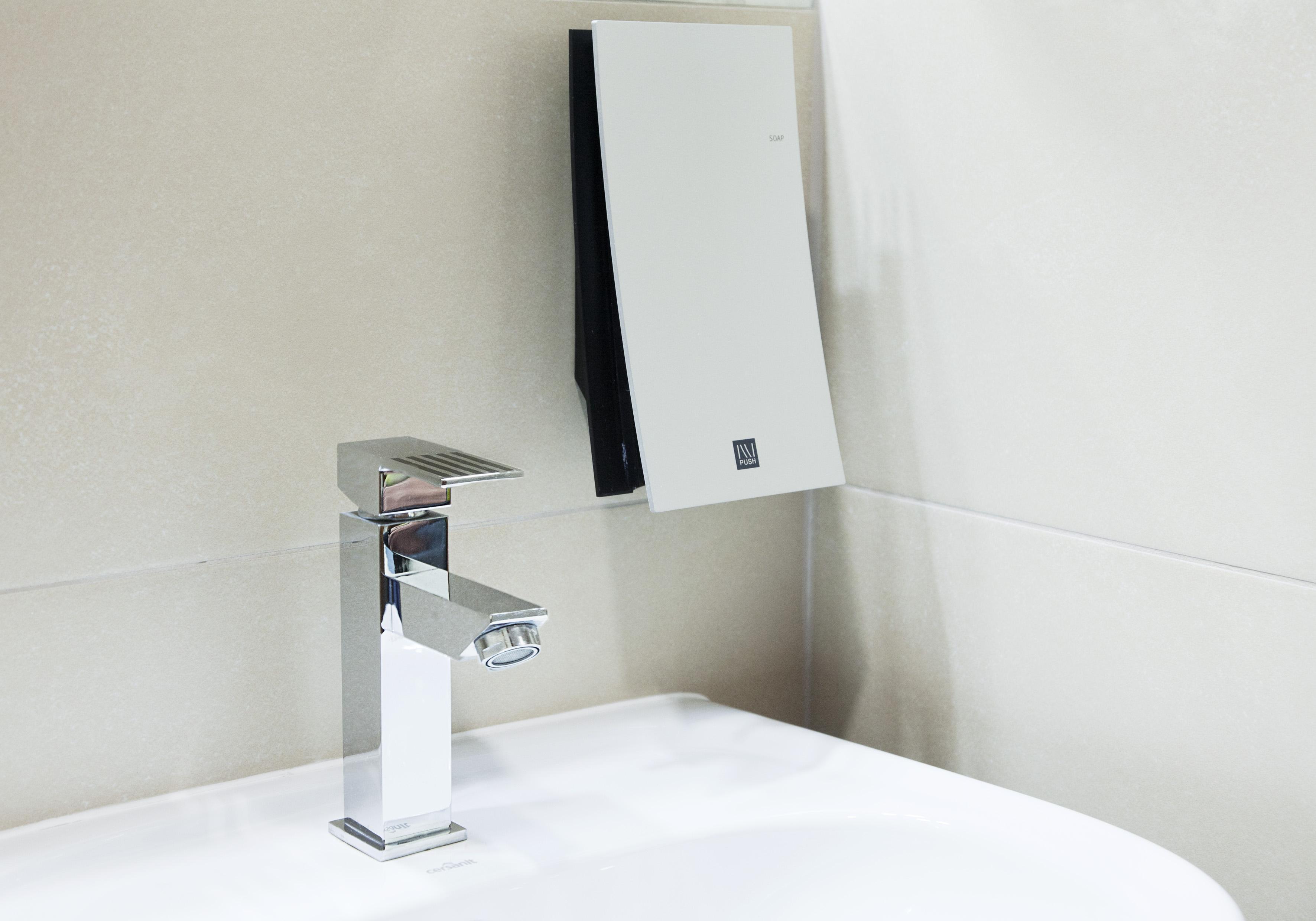 B&B Hotel Berlin-Adlershof Ngoại thất bức ảnh
