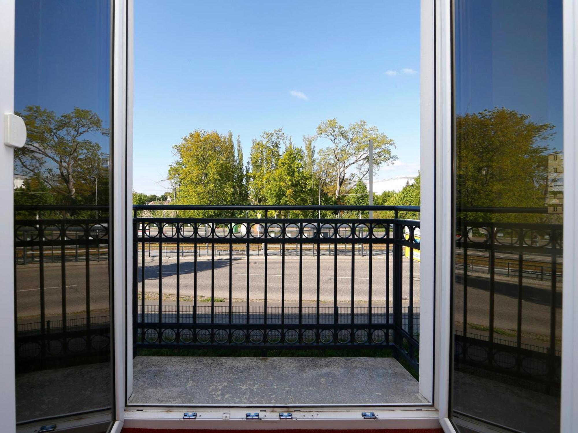 B&B Hotel Berlin-Adlershof Ngoại thất bức ảnh